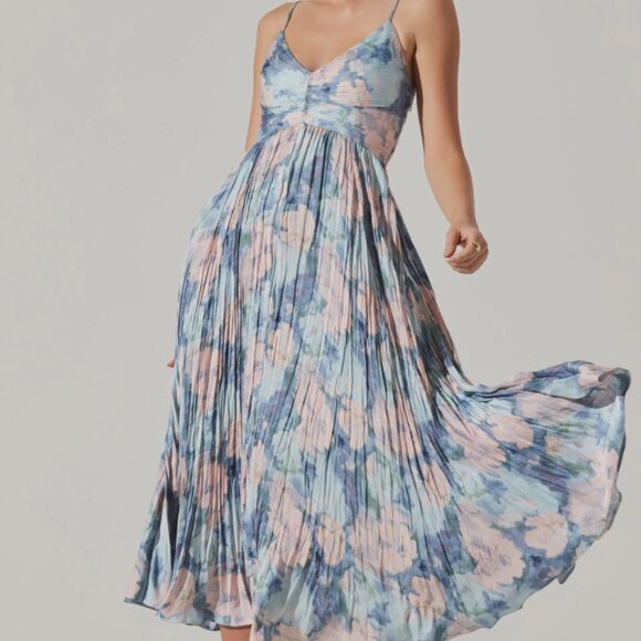 ASTR the label Maeve dress. Size XS - Picture 5 of 5